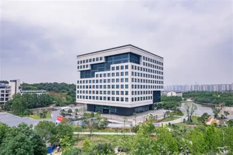 南华大学校园二景